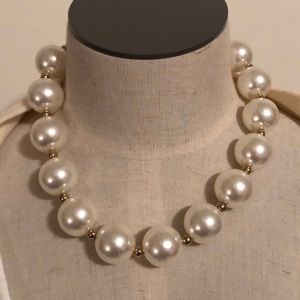 New and lightly used clothes. Come on in!